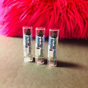 Wet n Wild Fantasy Lipstick ( 3pc bundle) black